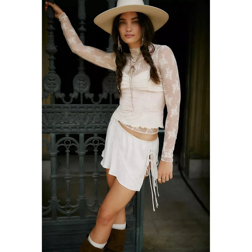 FREE PEOPLE Intimately Lady Lux Layering Top Floral Sheer Mesh Evening Crème L